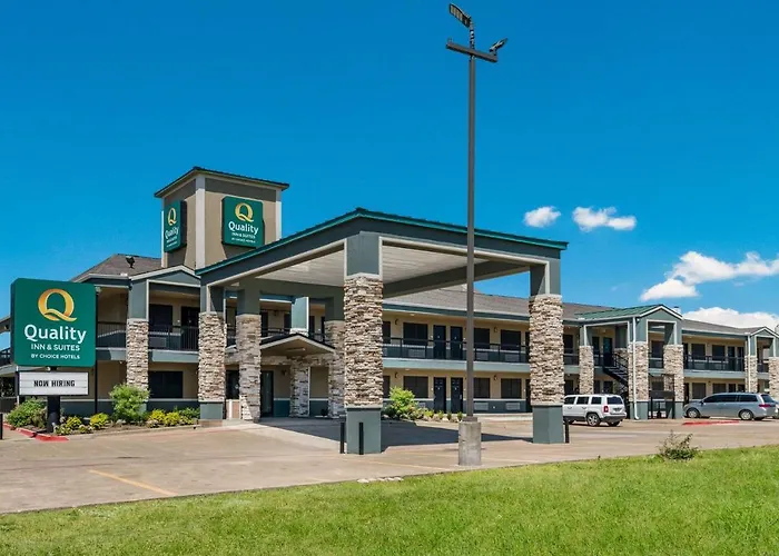 Quality Inn & Suites Garland - East Dallas